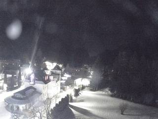 Apparthotel Germania – Blick auf das Höhlensteintal