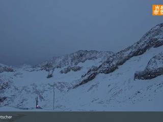 Current webcam photos of the ski resort Stubai Glacier (Stubaier Gletscher)