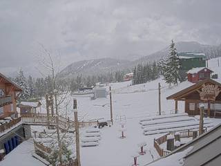 Summit Central/Base Area