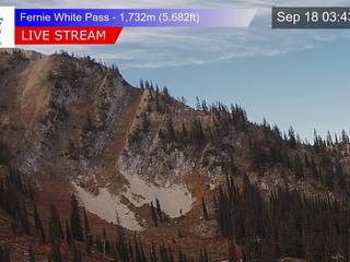 White Pass (1,908 m)