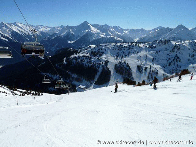 Cover image of Mayrhofen